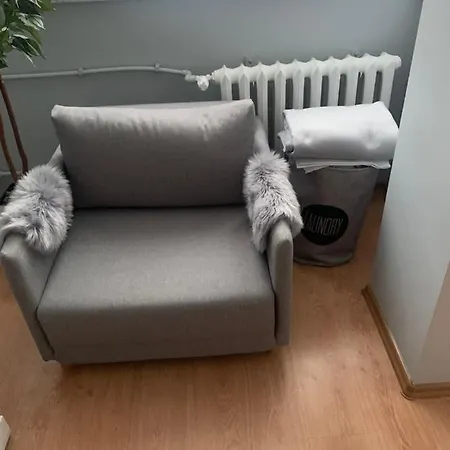 Joanna 2 Parter Blisko Prezero, Dworca Lejlighed