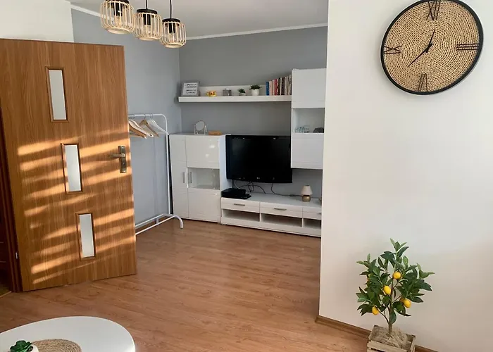 Joanna 2 Parter Blisko Prezero, Dworca