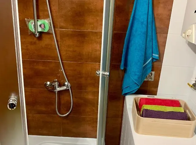 Joanna 2 Parter Blisko Prezero, Dworca